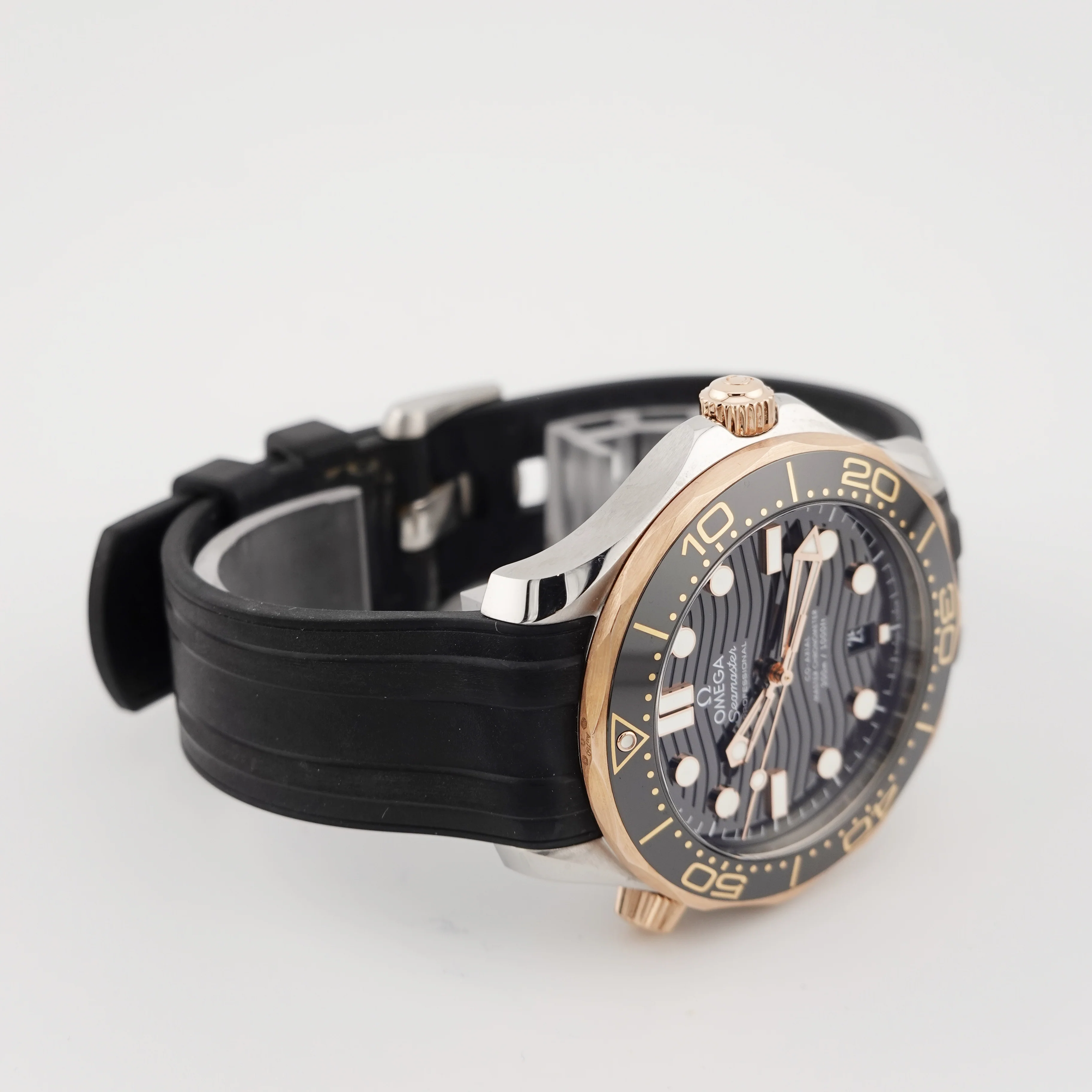 Omega Seamaster Diver 300M – Ref. 210.22.42.20.01.002, Sehr gut – 7/8