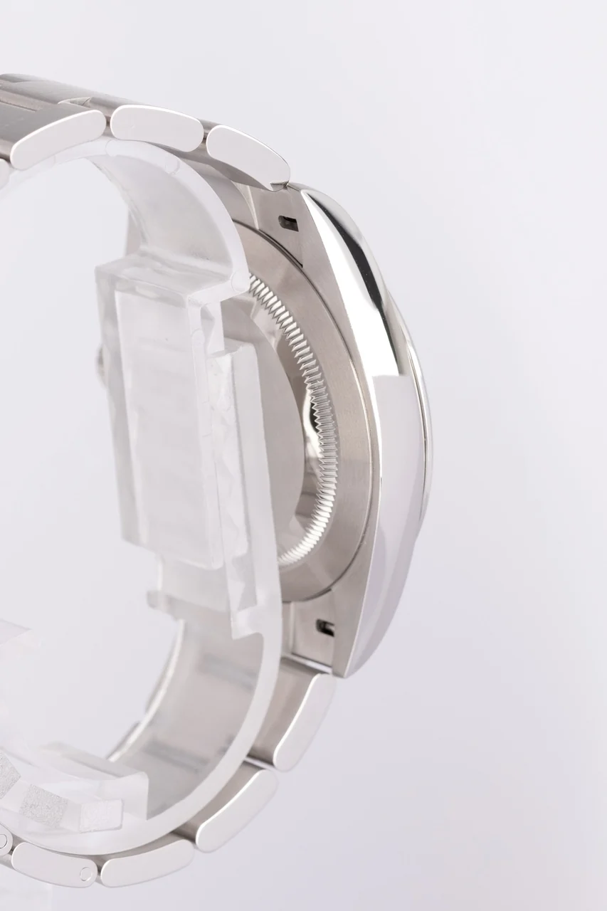 Rolex Oyster Perpetual – Ref. 134300, Sehr gut – 4/10
