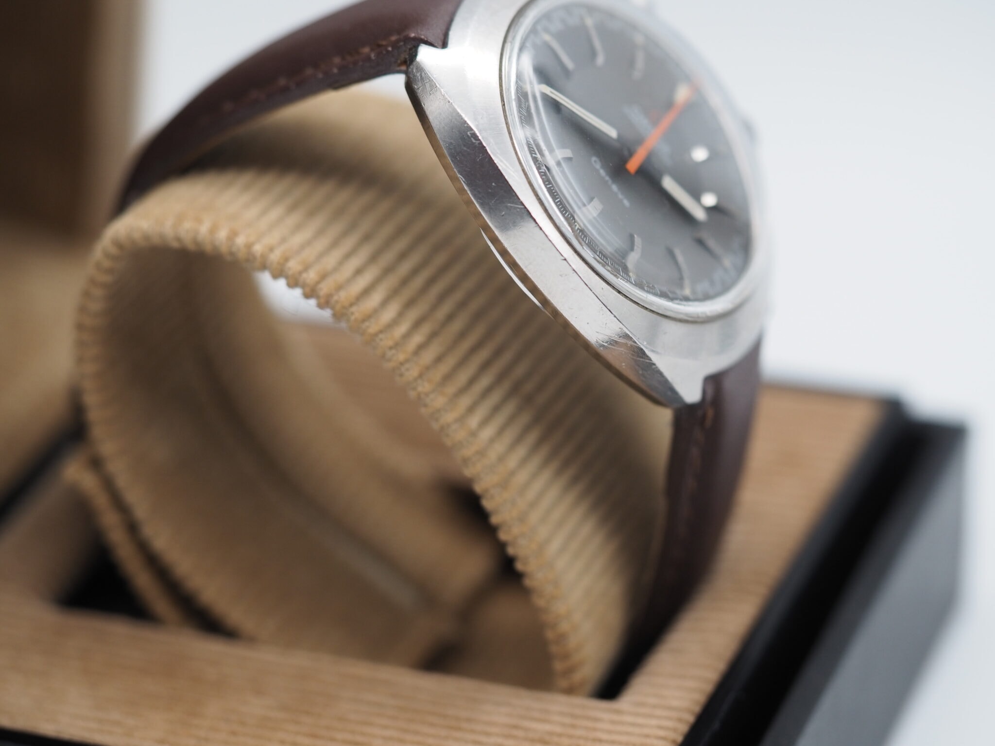 Omega Chronostop – Ref. 145.010, Gut – 15/19