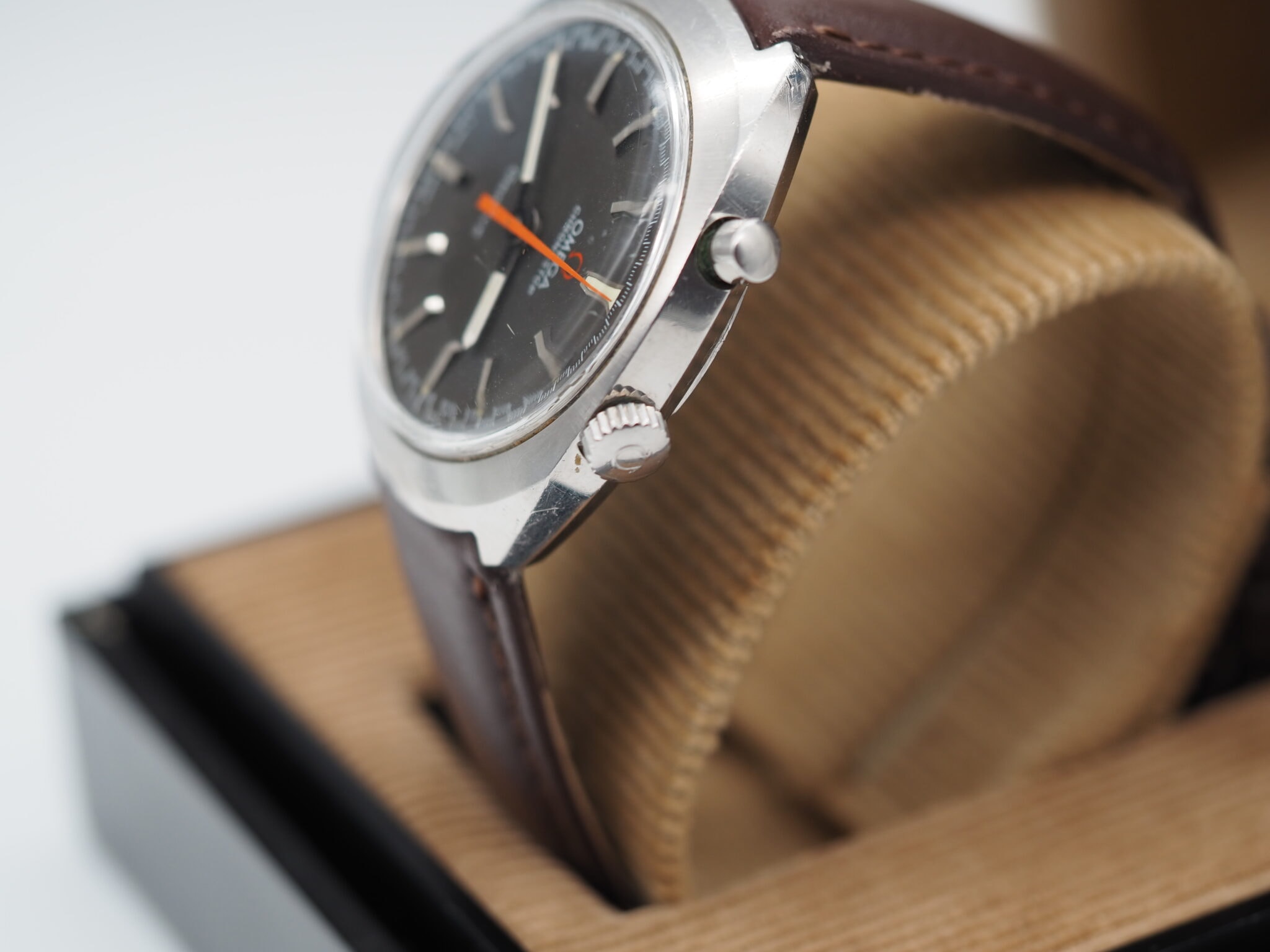 Omega Chronostop – Ref. 145.010, Gut – 17/19