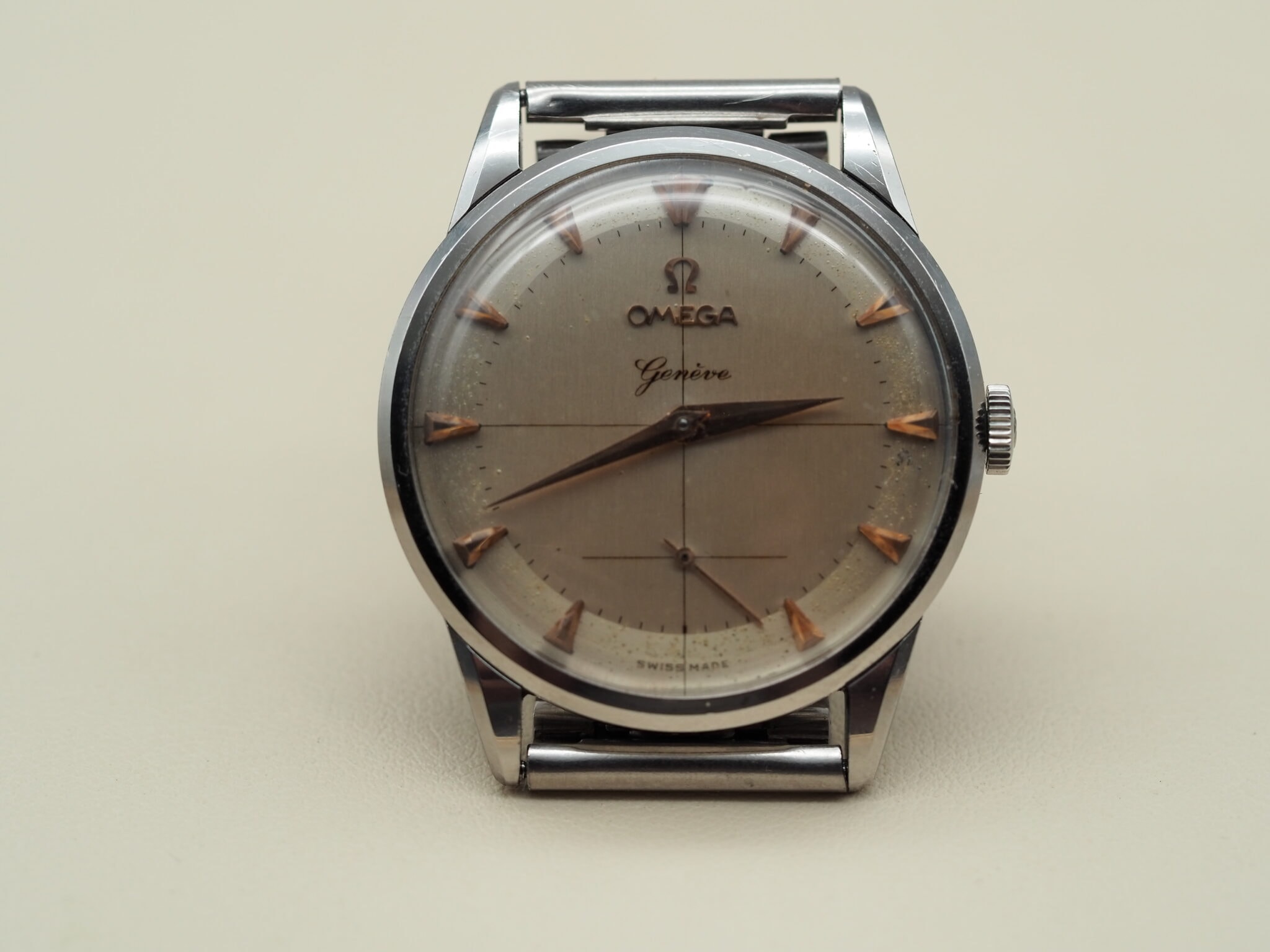 Omega Geneve – Ref. CK 2748-2, Gut – 8/17