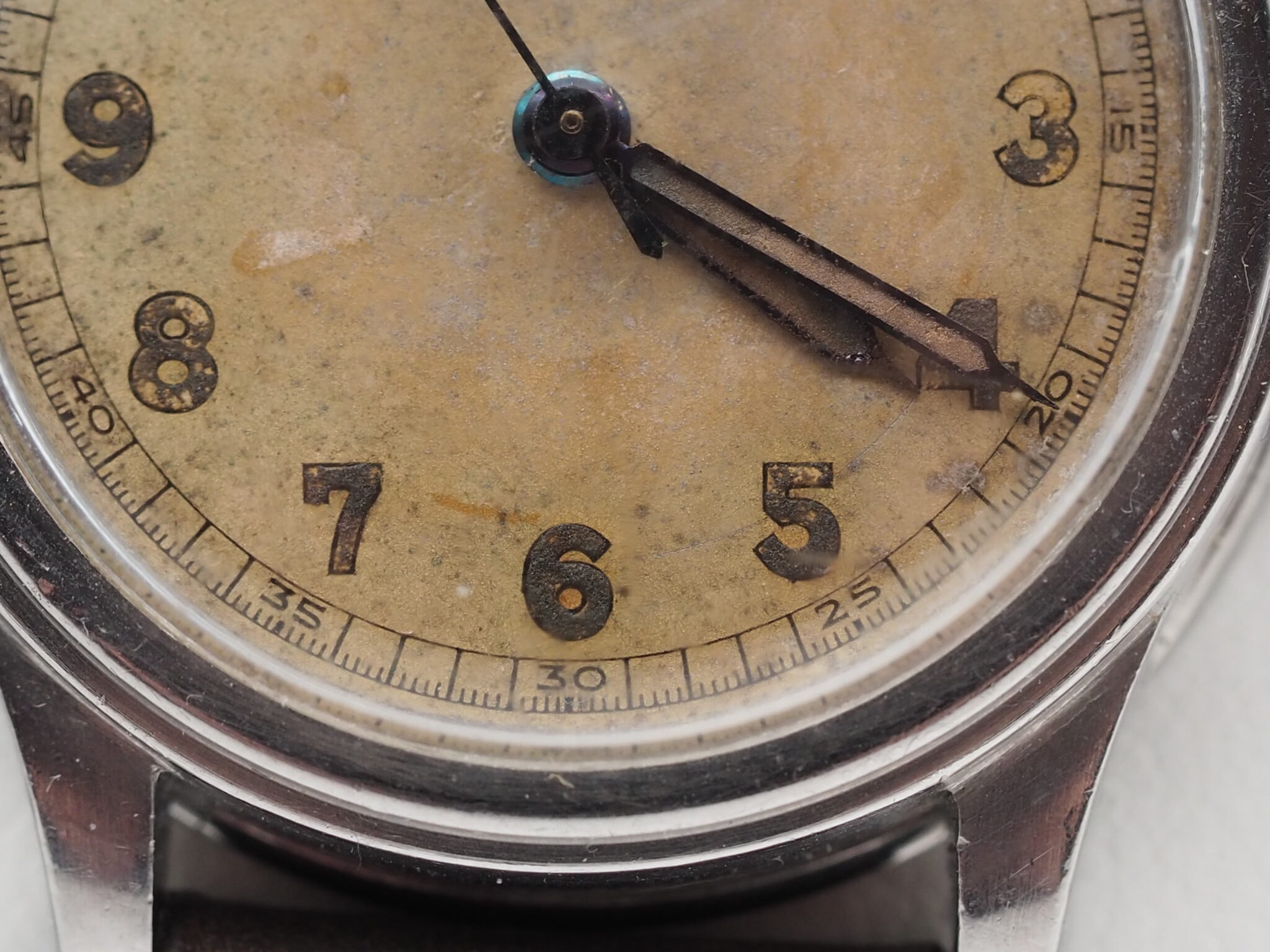 Omega Medicus Ref – Ref. CK2064, Gebraucht – 16/18