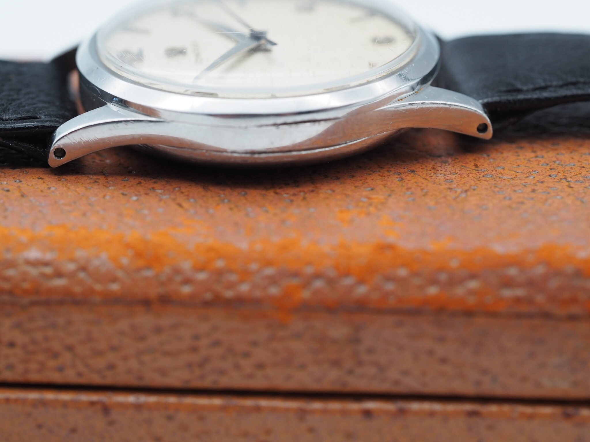 Omega Ref. England, Kaliber 283, aus ca. 1953 – Ref. Dennison, good – 4/15