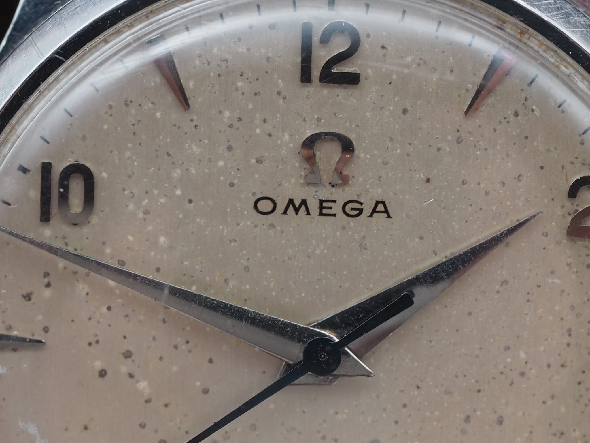 Omega Ref. England, Kaliber 283, aus ca. 1953 – Ref. Dennison, good – 6/15