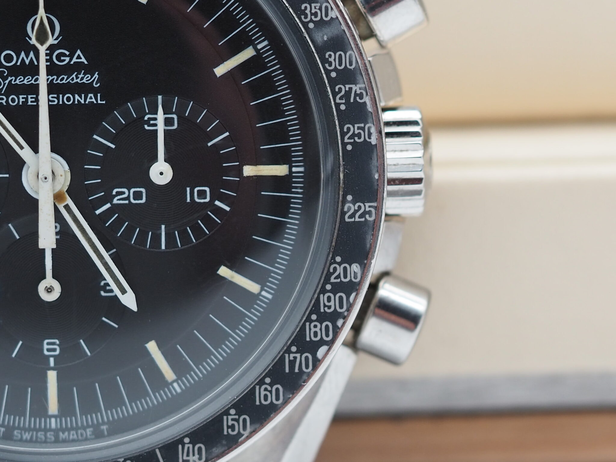 Omega Speedmaster – Ref. 145.022-69, Gut – 17/18