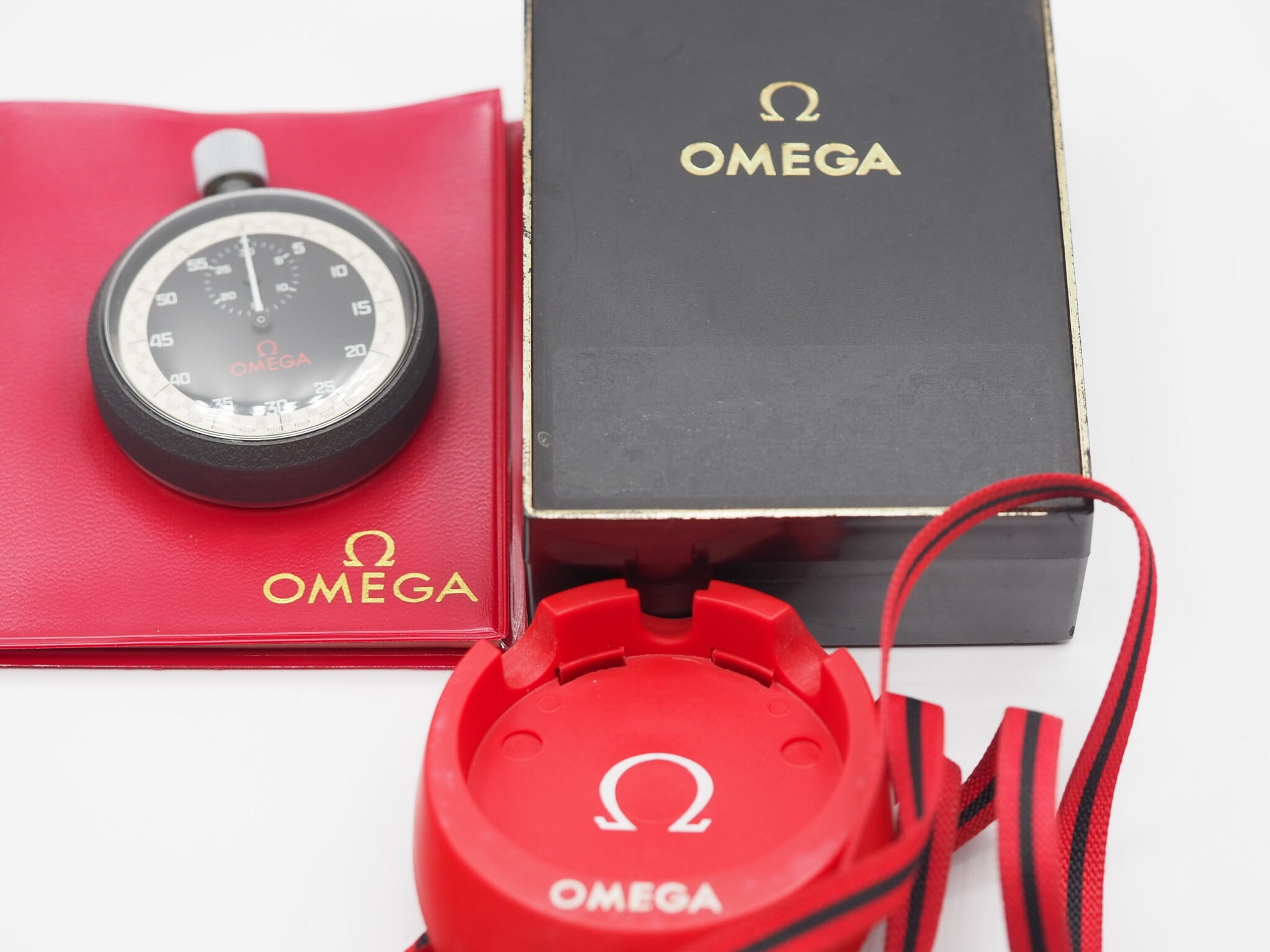 Omega Stopwatch FIFA – Ref. MG 6351, MG 6301, MG 6404, Gut – 10/16