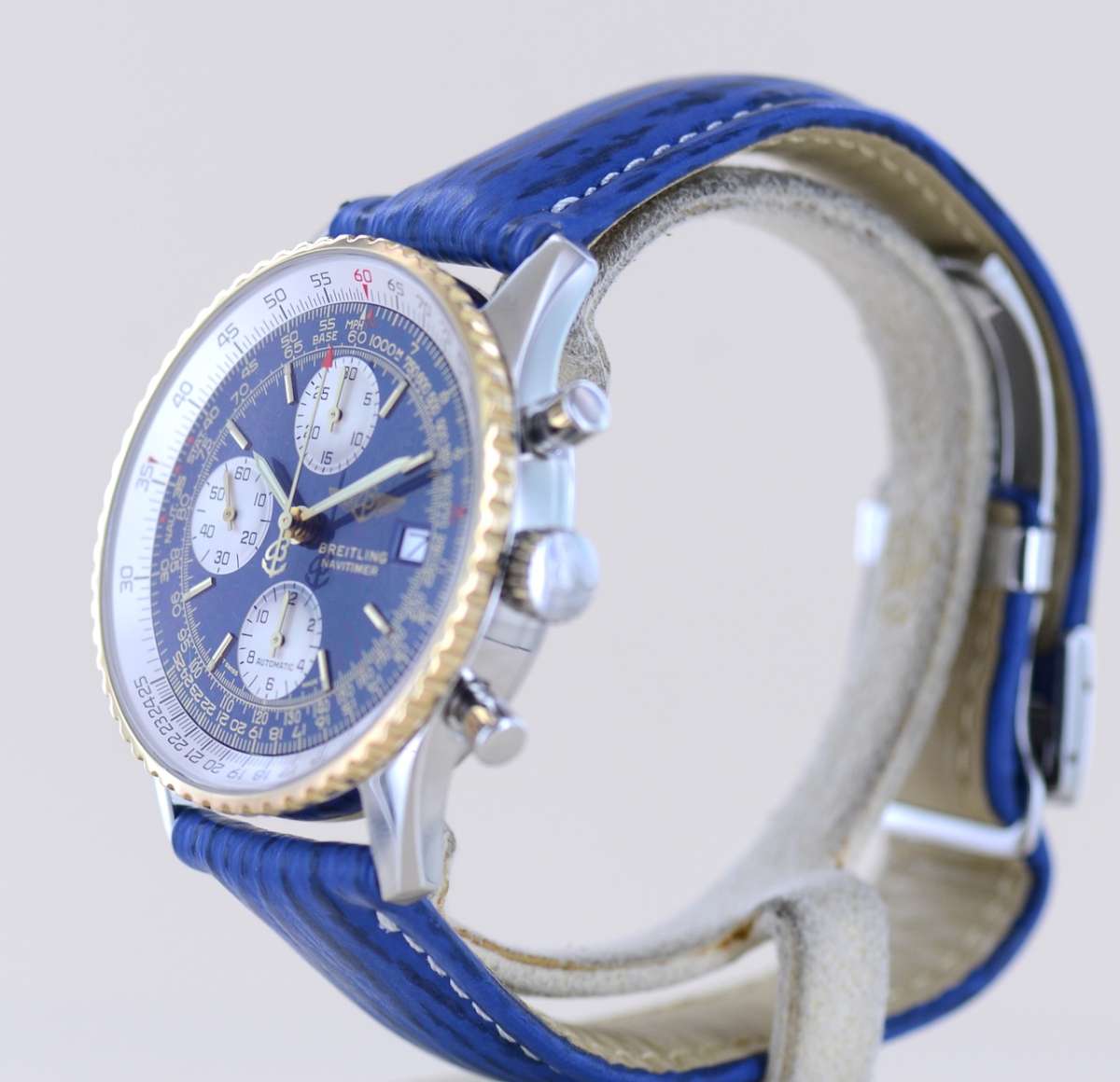 Breitling Navitimer – Ref. A13022, very good – 2/3