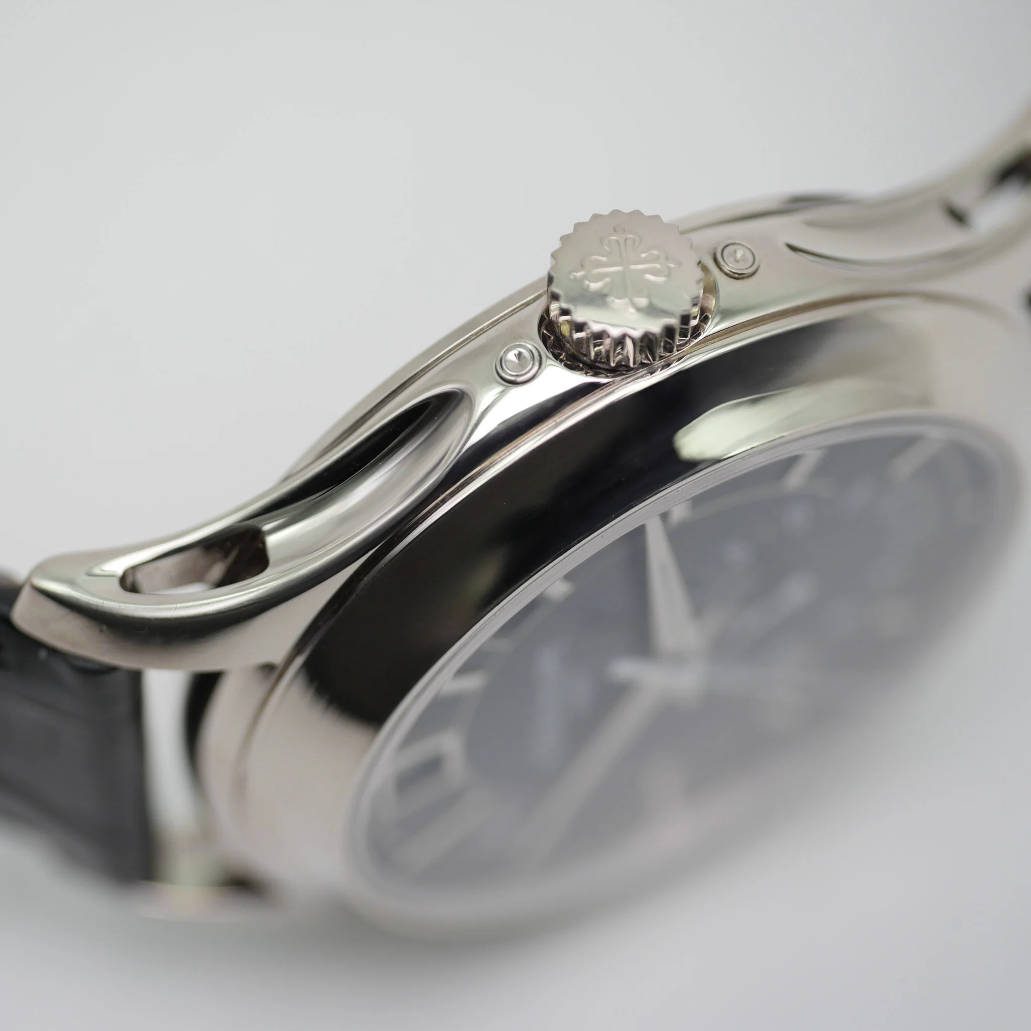 Patek Philippe Annual Calendar – Ref. 5205G-013, Wie neu – 7/8