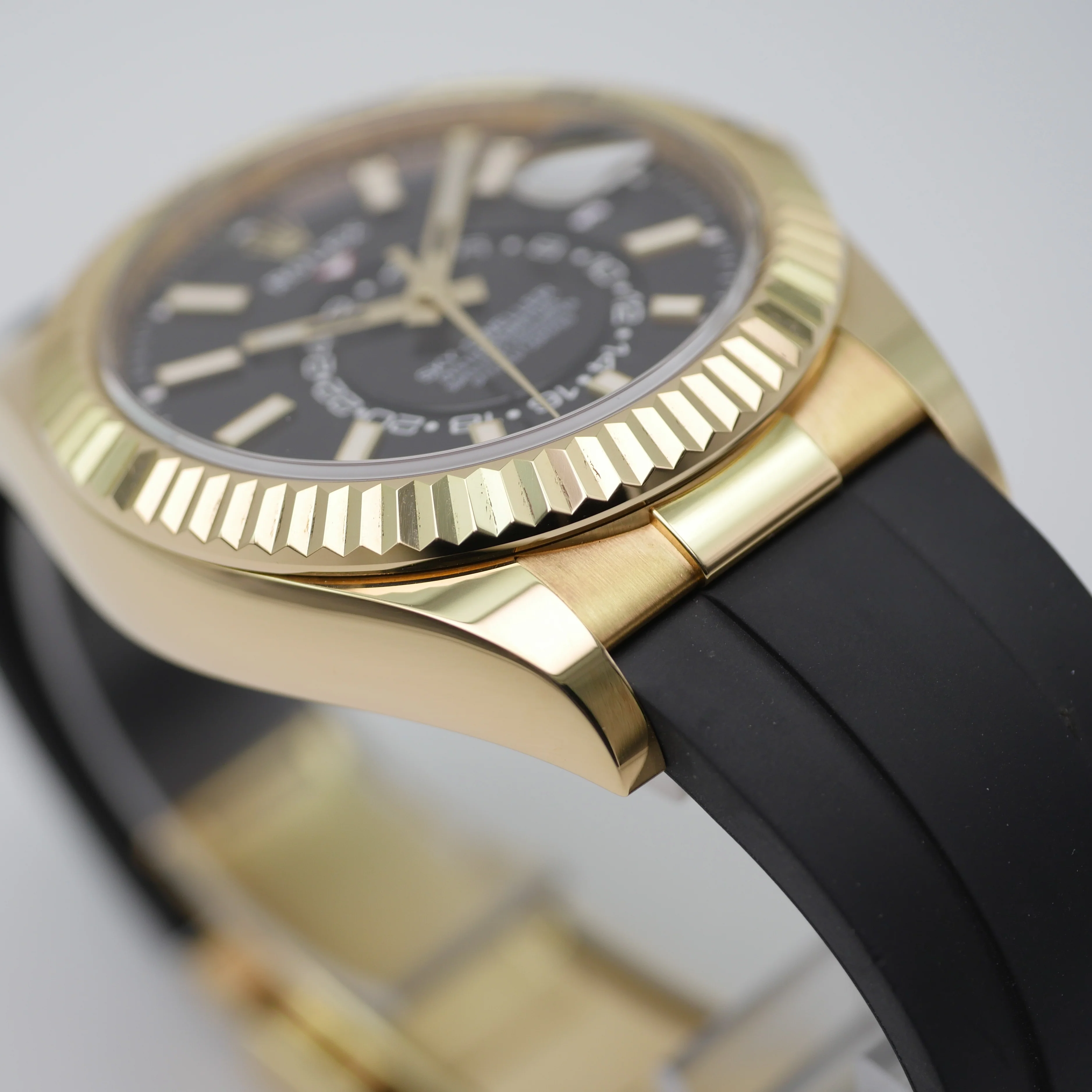 Rolex Sky-Dweller – Ref. 326238, Sehr gut – 8/10