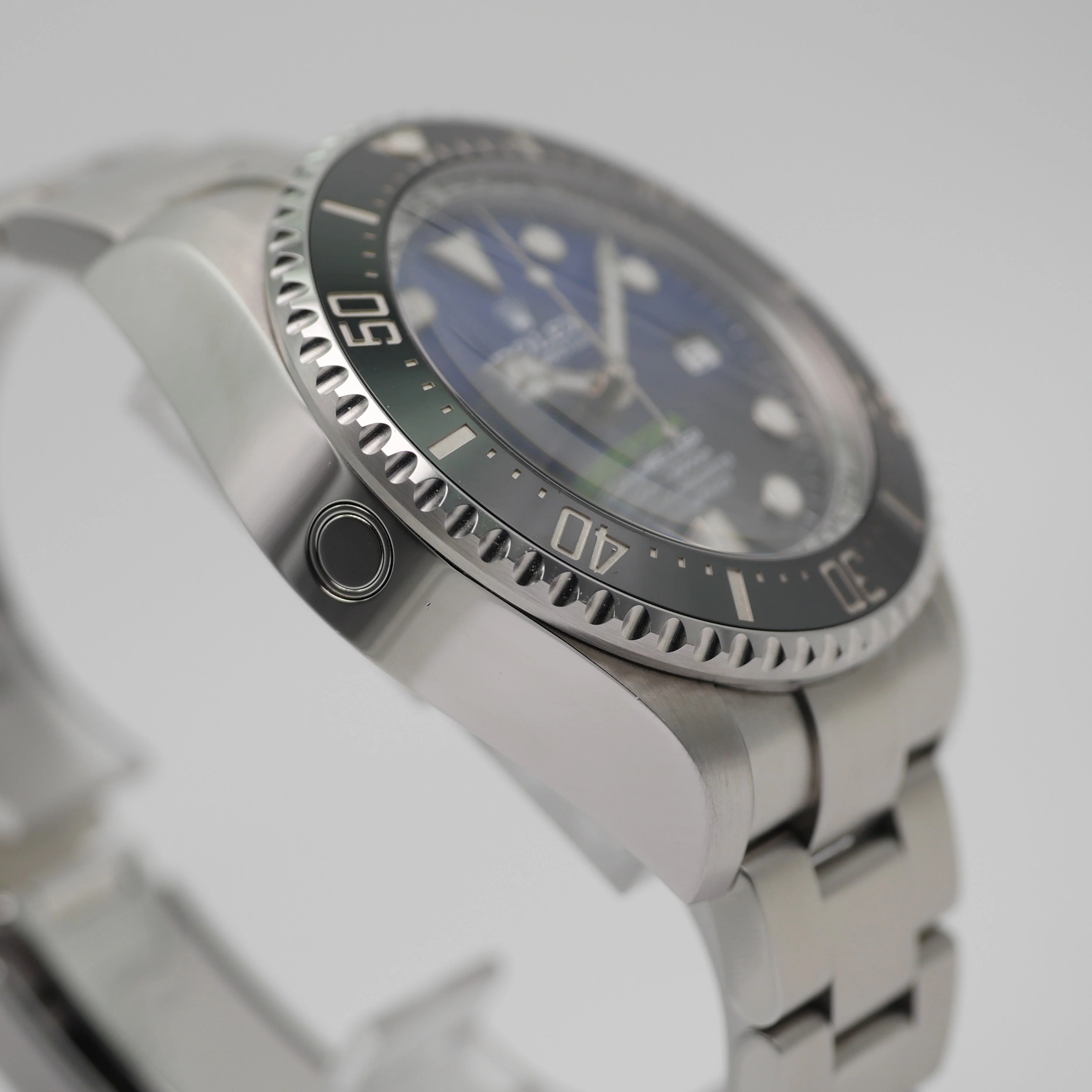 Rolex Deepsea – Ref. 136660, Wie neu – 4/9