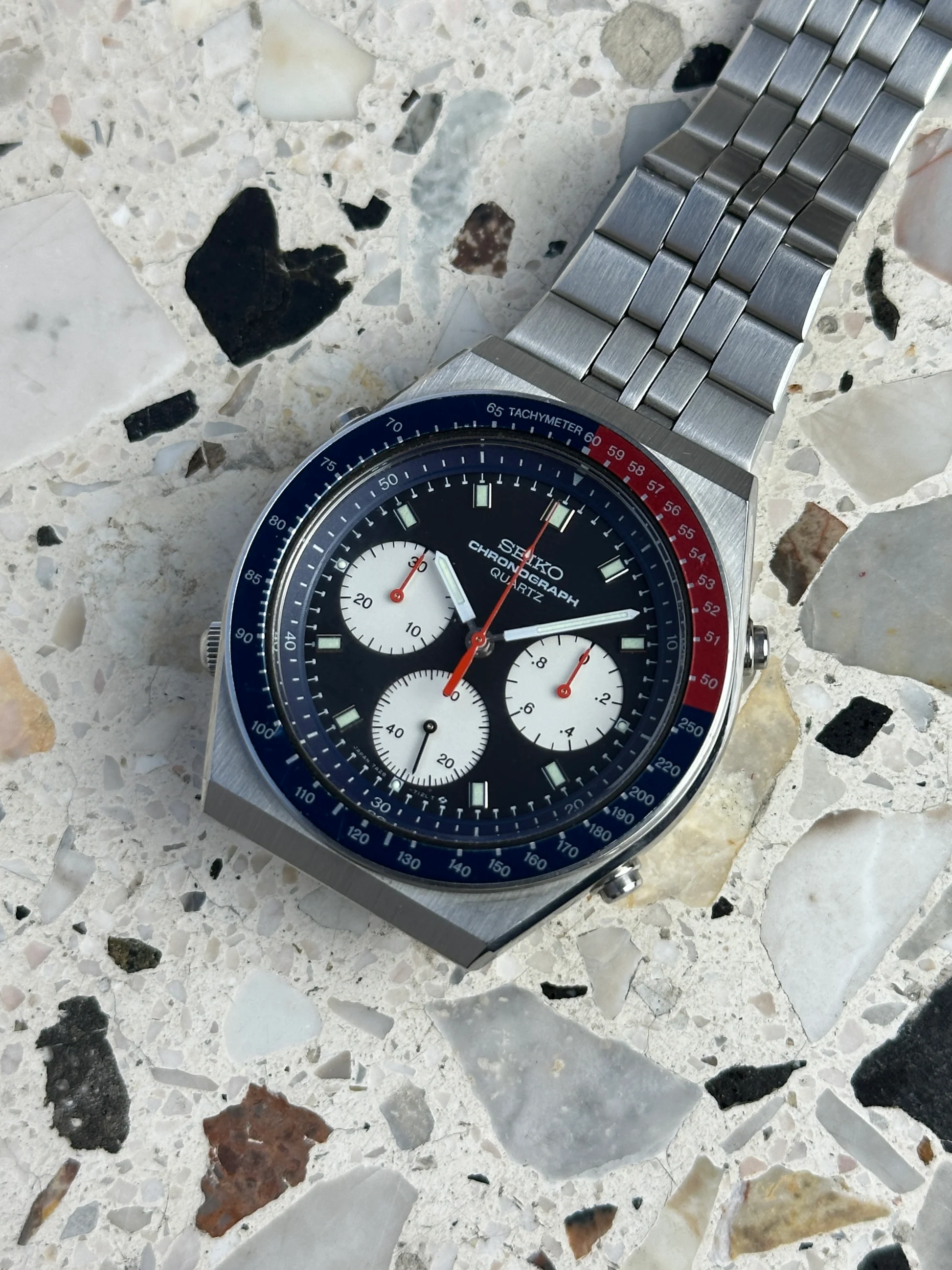 Seiko Quartz Chronograph Sports ‘Speedmaster’ – Ref. 7A28-8100, good – 13/15