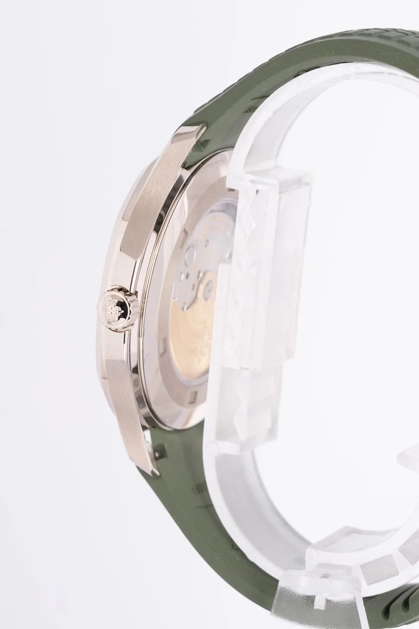 Patek Philippe Aquanaut – Ref. 5168G-010, Wie neu – 4/11