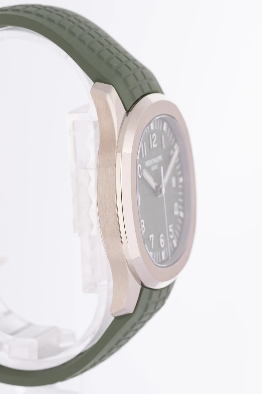 Patek Philippe Aquanaut – Ref. 5168G-010, like new – Image 2/11