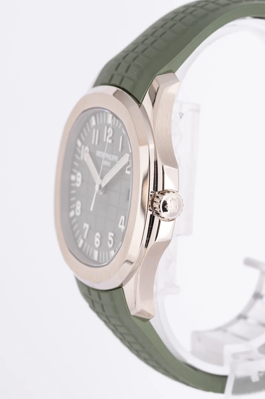 Patek Philippe Aquanaut – Ref. 5168G-010, Wie neu – 6/11