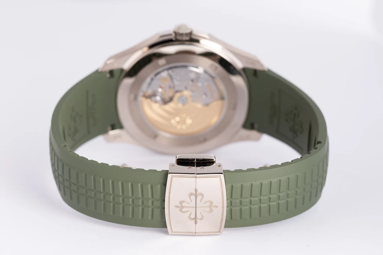 Patek Philippe Aquanaut – Ref. 5168G-010, Wie neu – 10/11