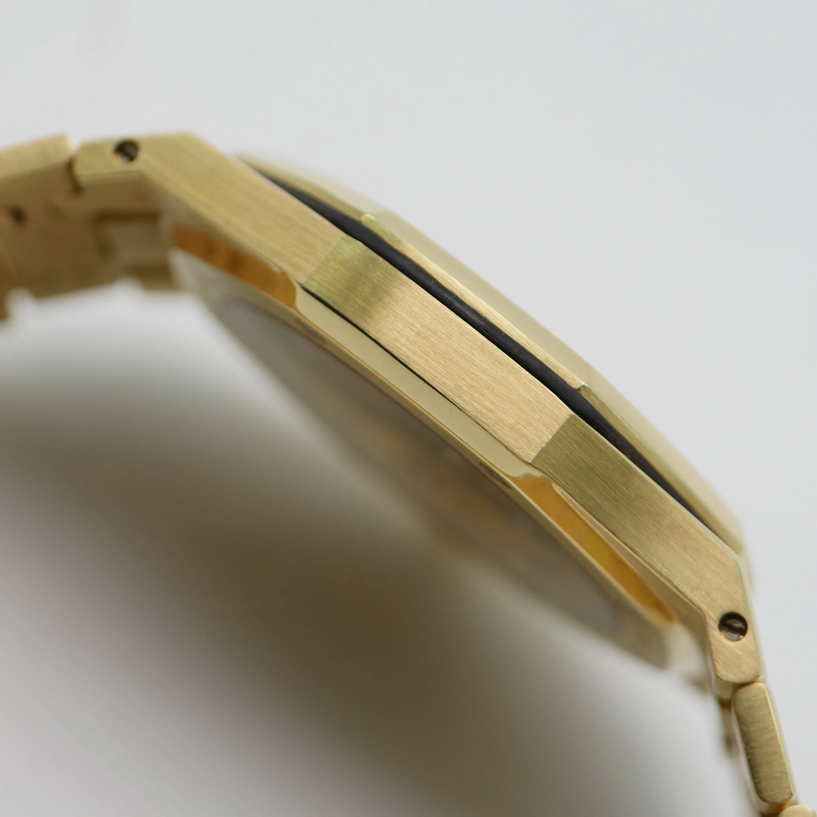Audemars Piguet Royal Oak – Ref. 15202BA.OO.0944BA.01, Sehr gut – 9/11