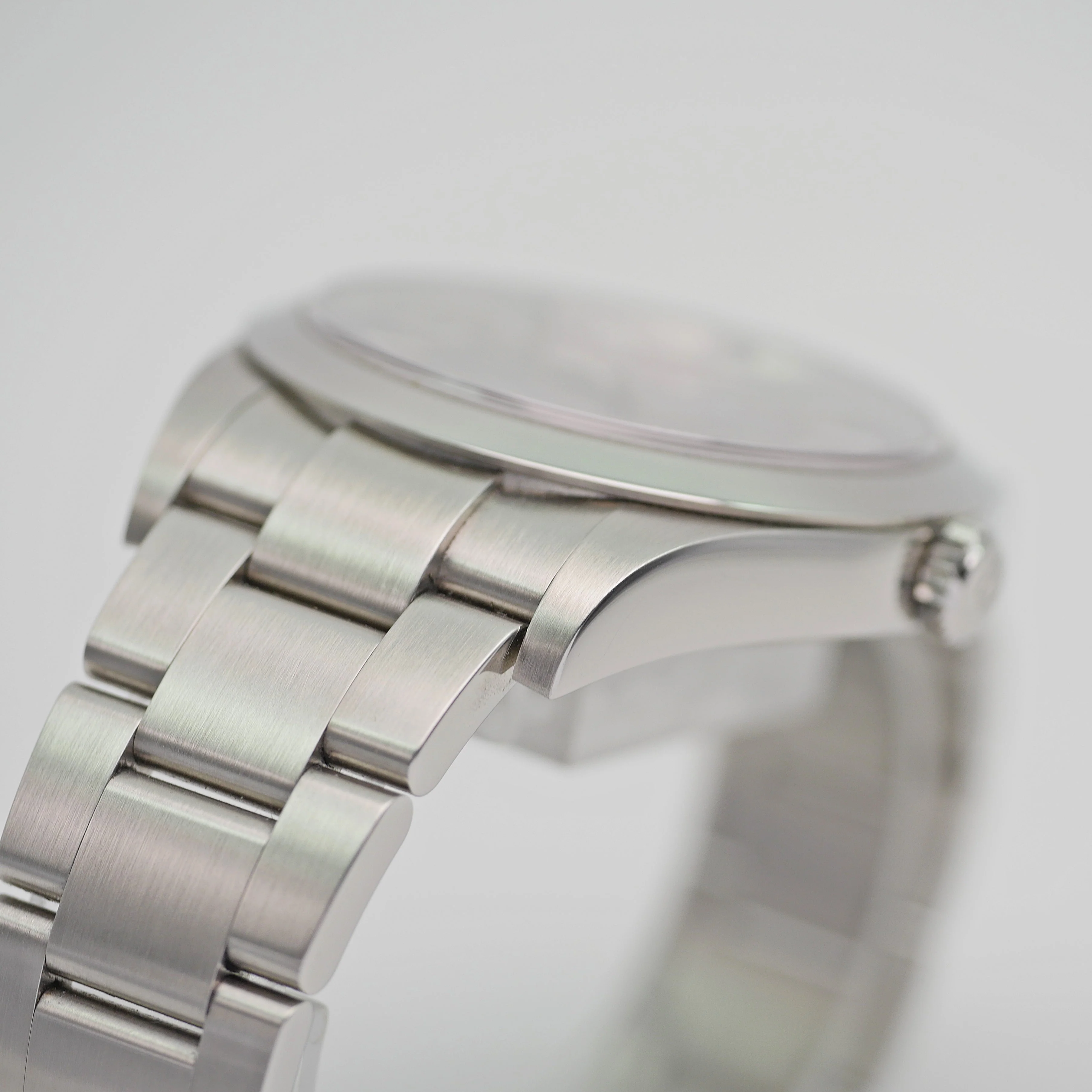 Rolex Explorer – Ref. 214270, Sehr gut – 3/8