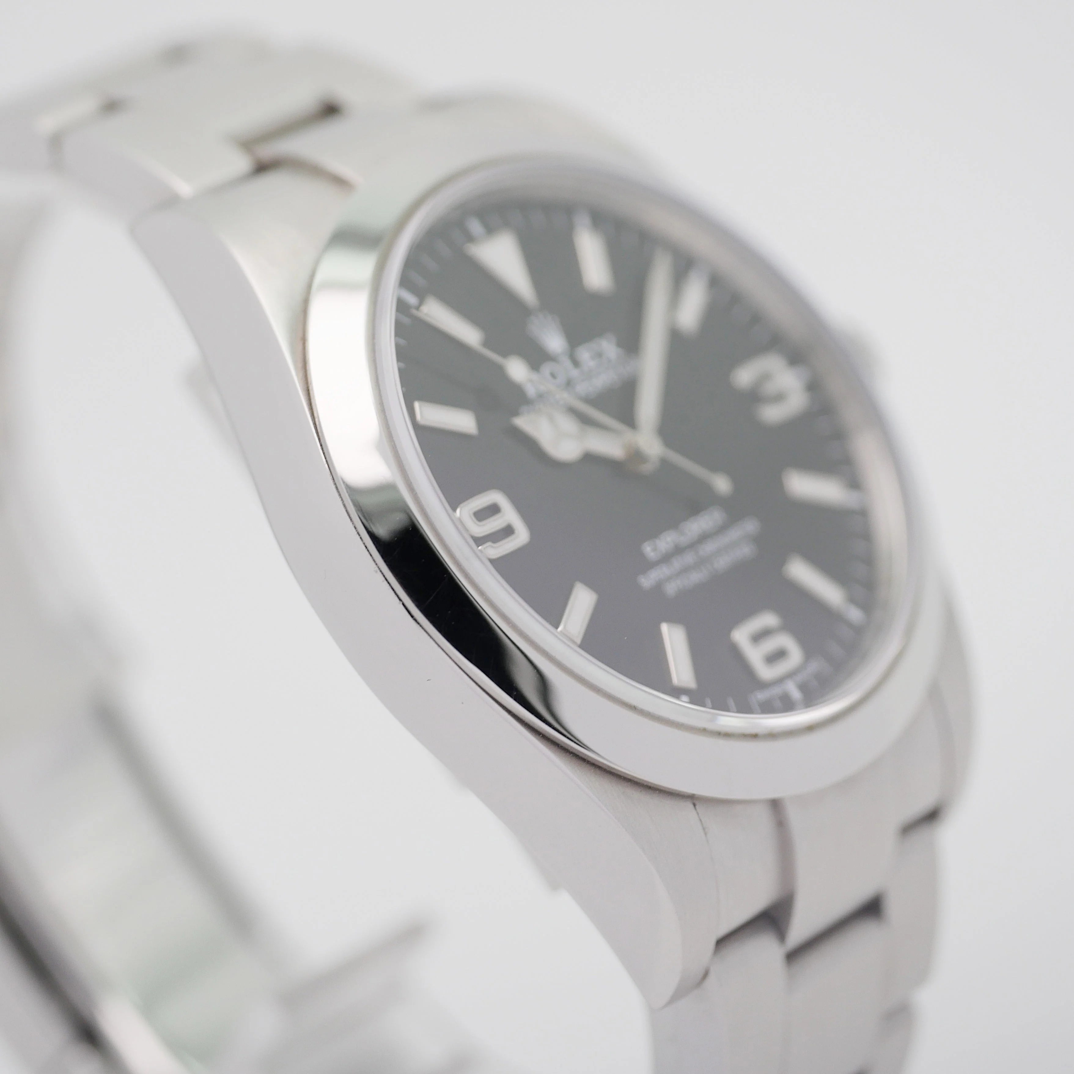Rolex Explorer – Ref. 214270, Sehr gut – 6/8