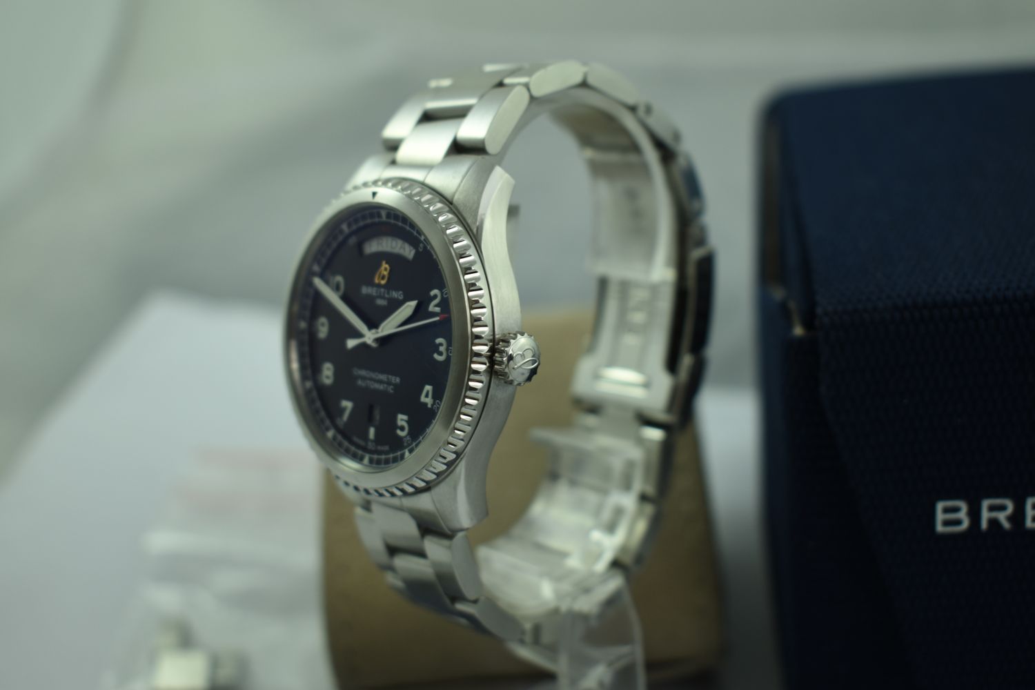 Breitling Aviator 8 – Sehr gut – 3/12