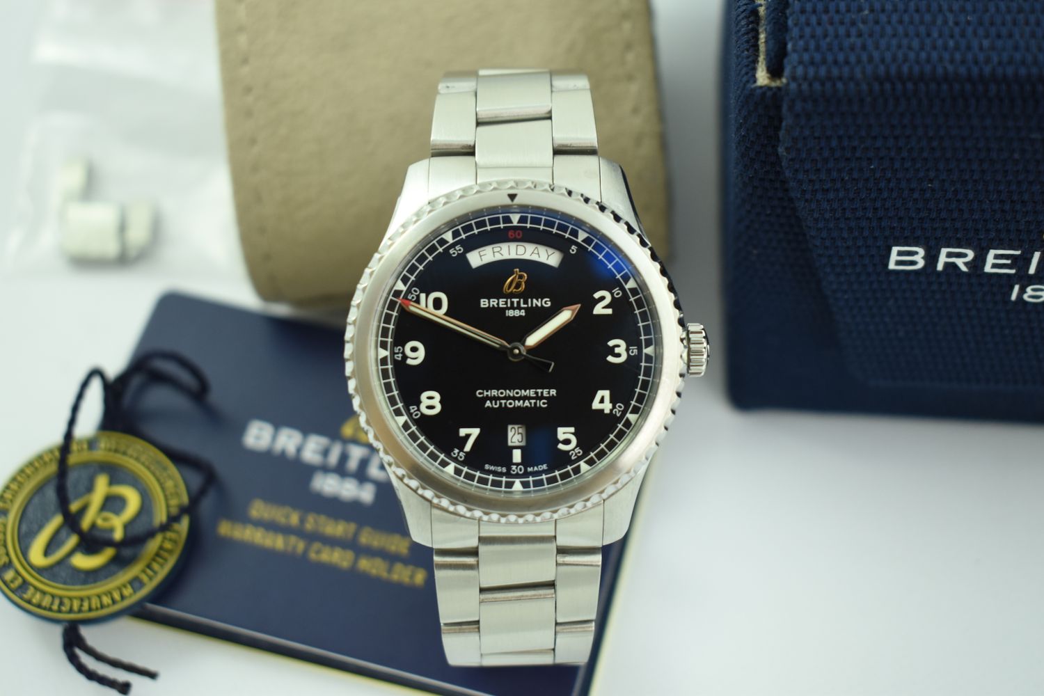 Breitling Aviator 8 – Sehr gut – 6/12