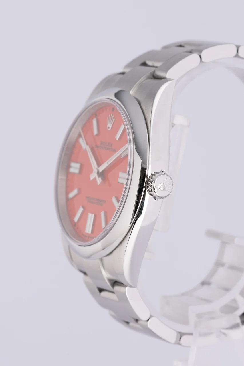 Rolex Oyster Perpetual – Ref. 124300, very good – 7/10