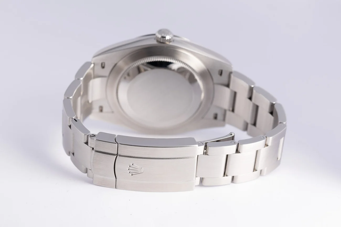 Rolex Oyster Perpetual – Ref. 124300, very good – 10/10