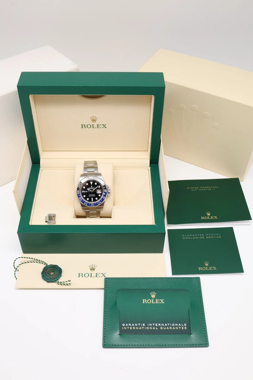 Rolex GMT-Master II – Ref. 126710BLNR, Sehr gut – 10/10