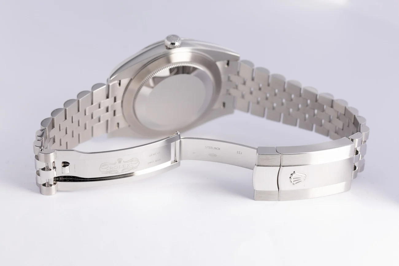 Rolex Datejust 41 – Ref. 126334, Sehr gut – 7/10