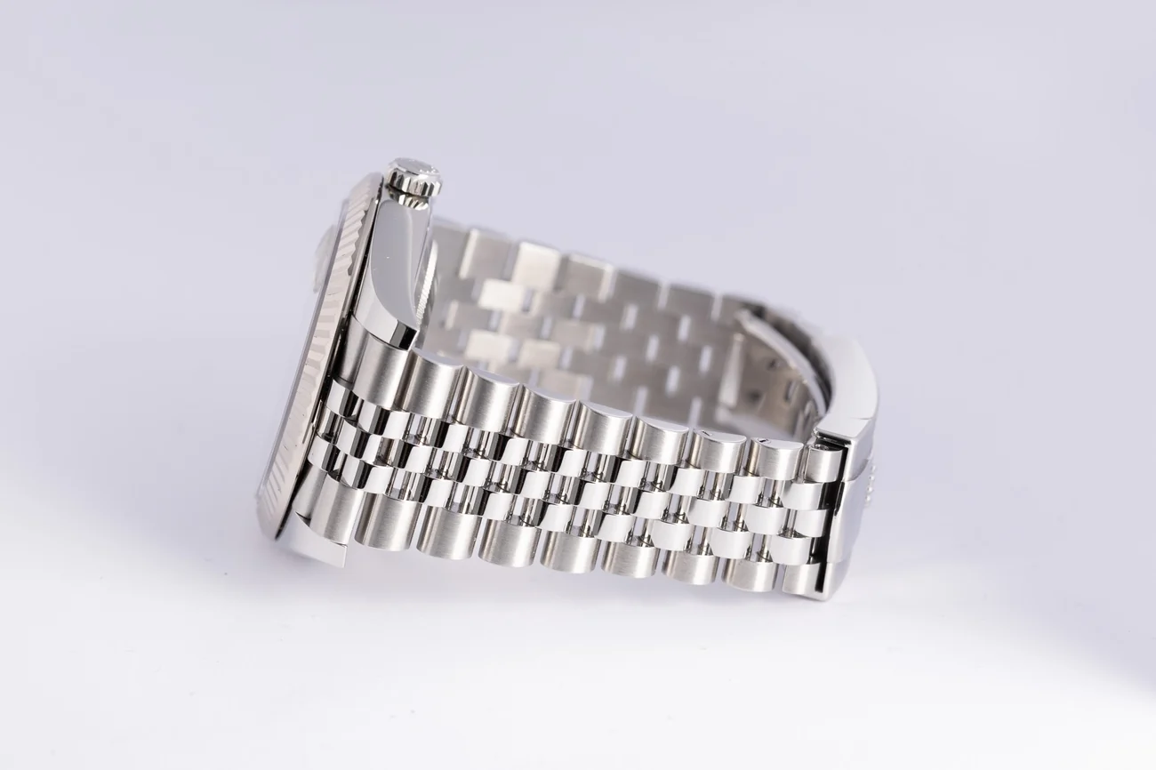 Rolex Datejust 41 – Ref. 126334, Sehr gut – 8/10