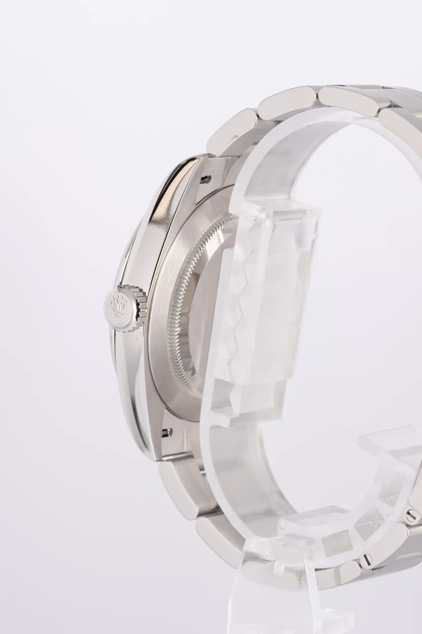 Rolex Oyster Perpetual – Ref. 134300, Sehr gut – 3/10