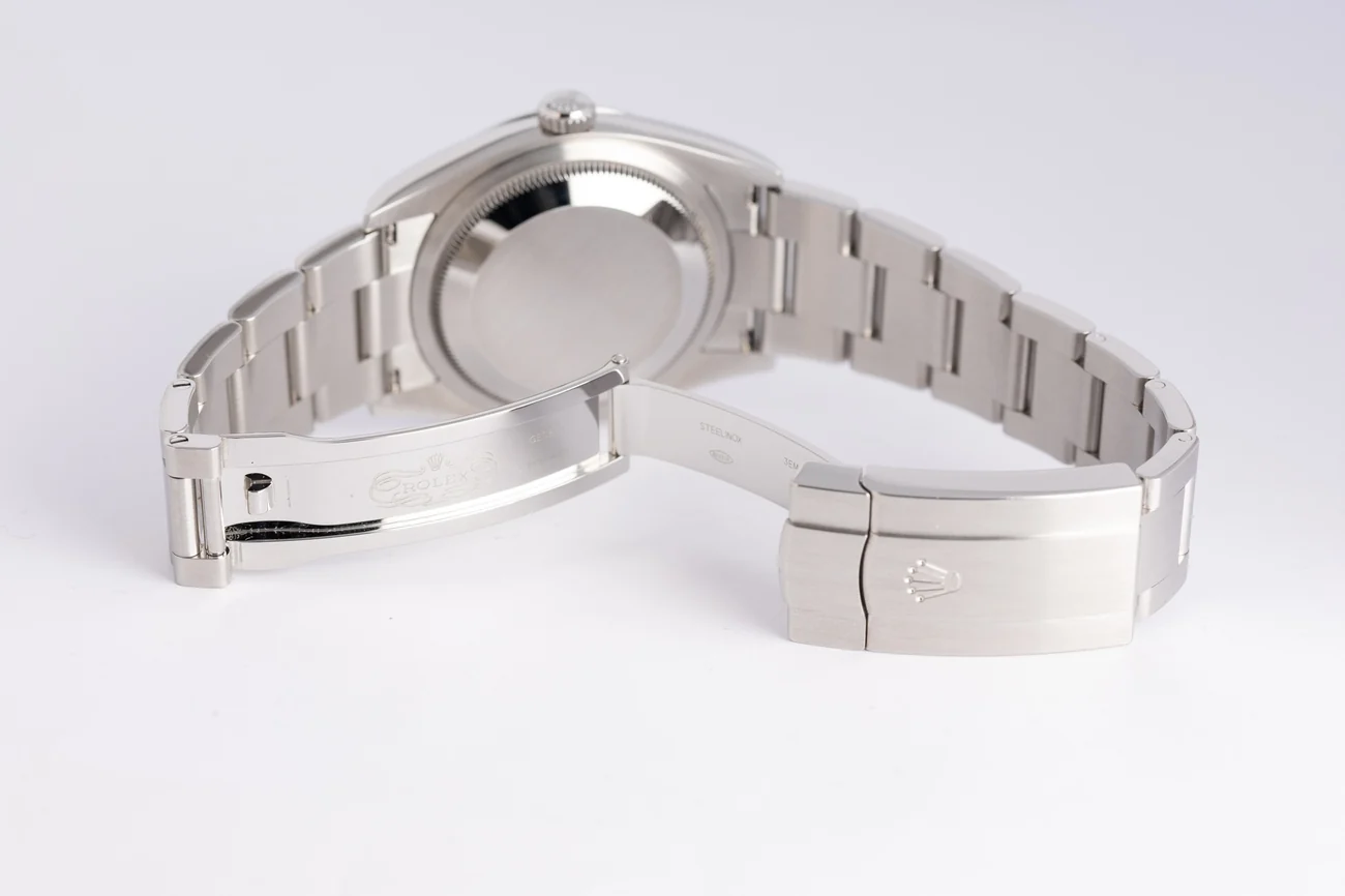 Rolex Oyster Perpetual – Ref. 126000, very good – 10/10
