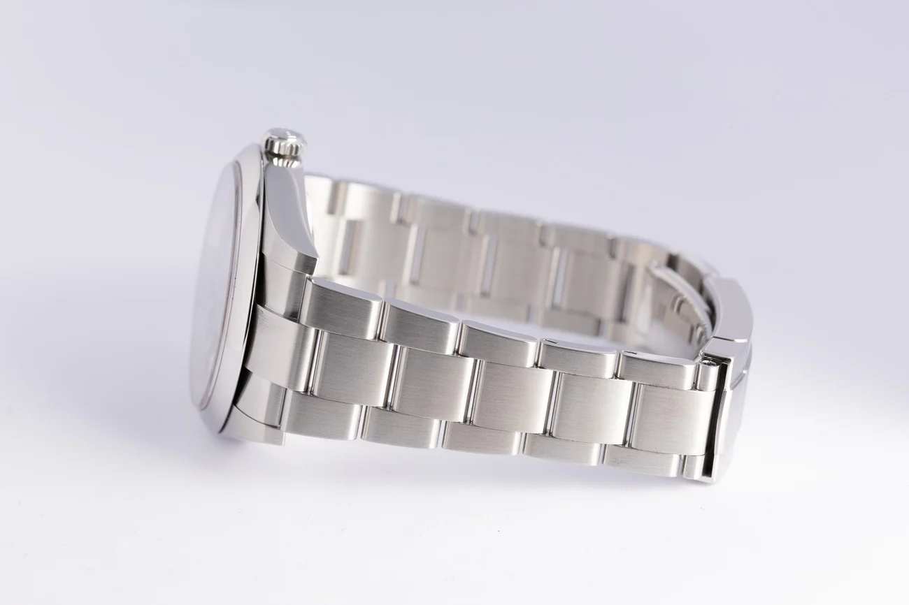 Rolex Oyster Perpetual – Ref. 124300, Sehr gut – 7/10