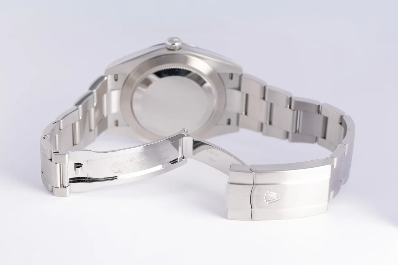 Rolex Oyster Perpetual – Ref. 124300, Sehr gut – 8/10