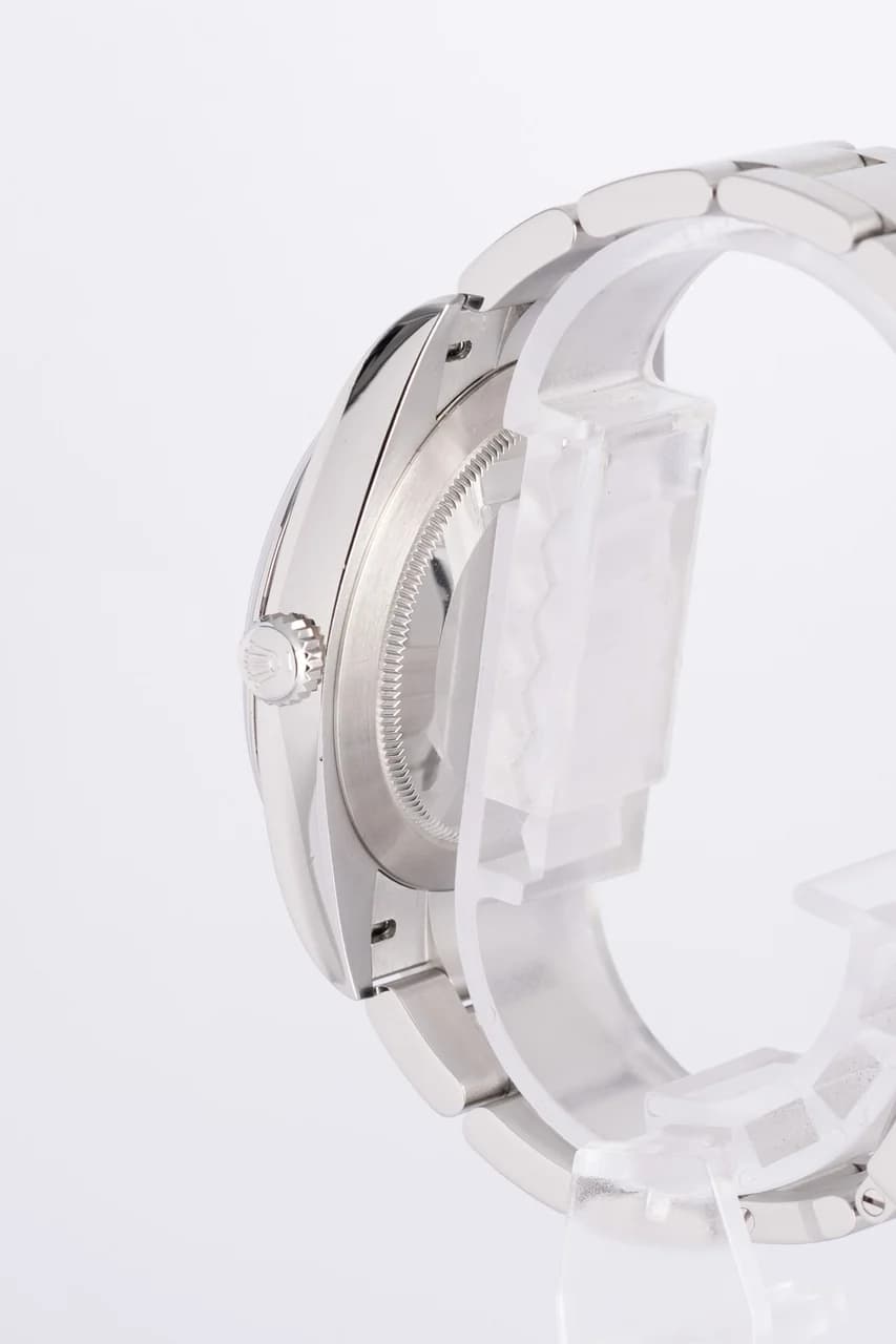 Rolex Oyster Perpetual – Ref. 124300, Sehr gut – Bild 2/10