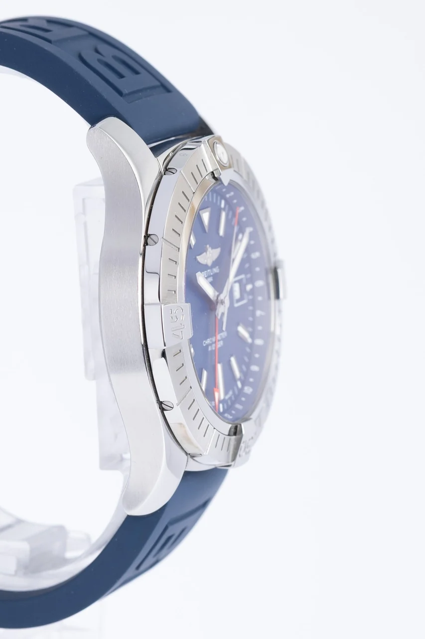 Breitling Avenger GMT – Ref. A3239510, Sehr gut – 4/10