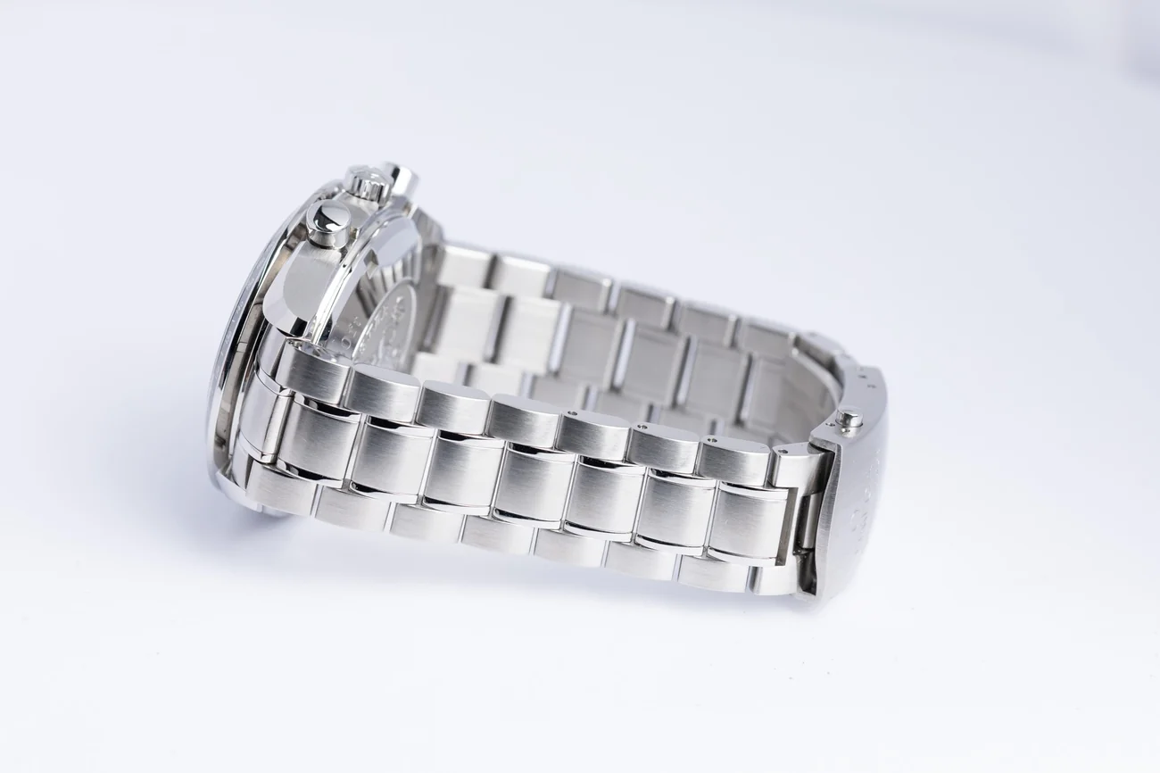 Omega Speedmaster – Ref. 32105000, Sehr gut – 5/10