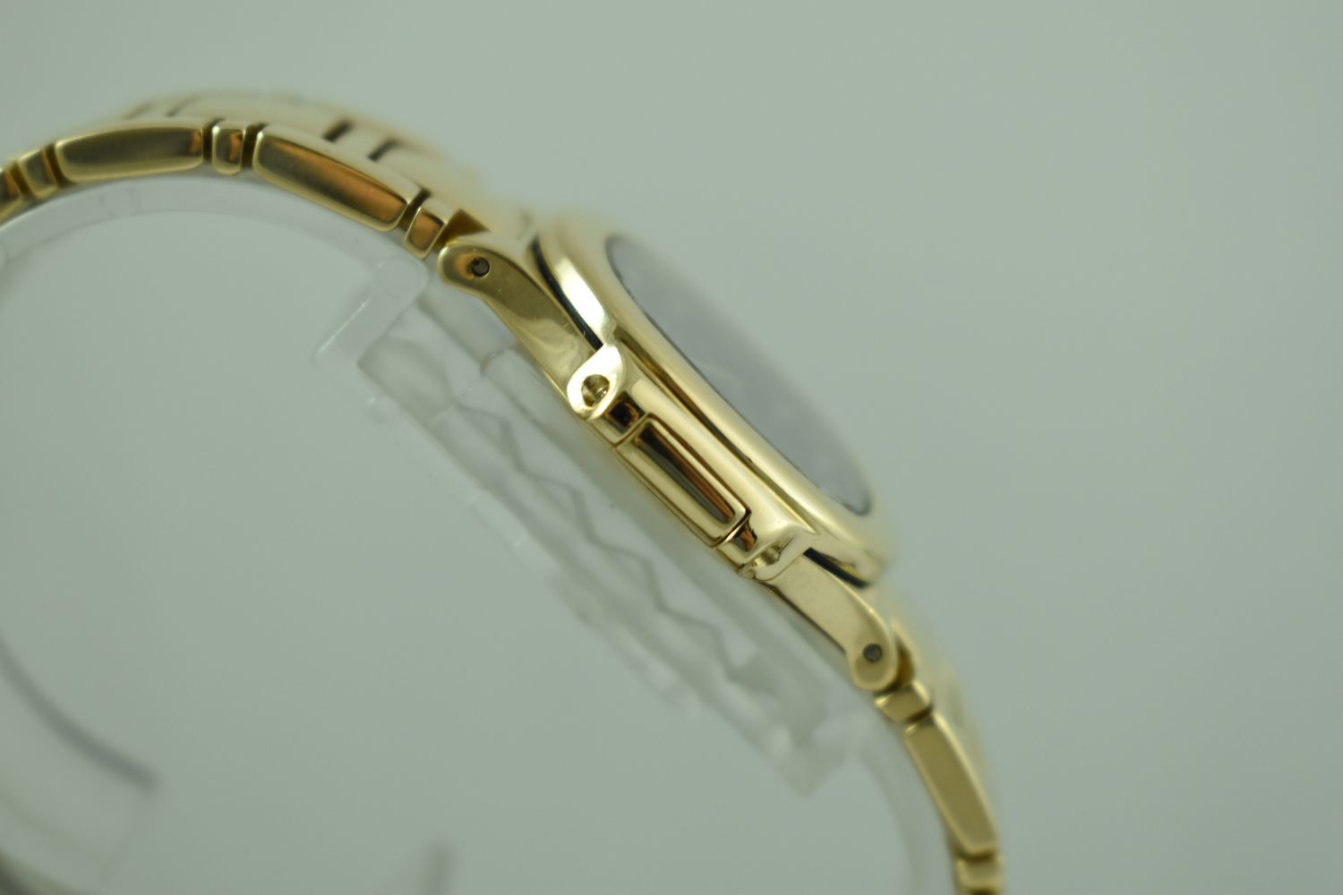 Patek Philippe Nautilus – Ref. 4700/51, Sehr gut – 11/18