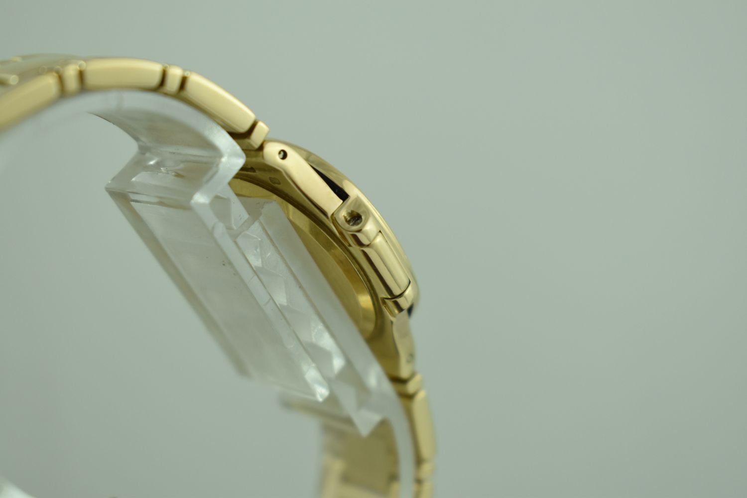 Patek Philippe Nautilus – Ref. 4700/51, Sehr gut – 17/18