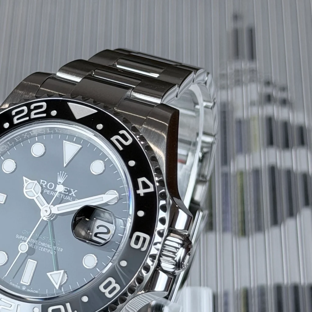 Rolex GMT-Master II – Ref. 126710GRNR, Wie neu – 4/6