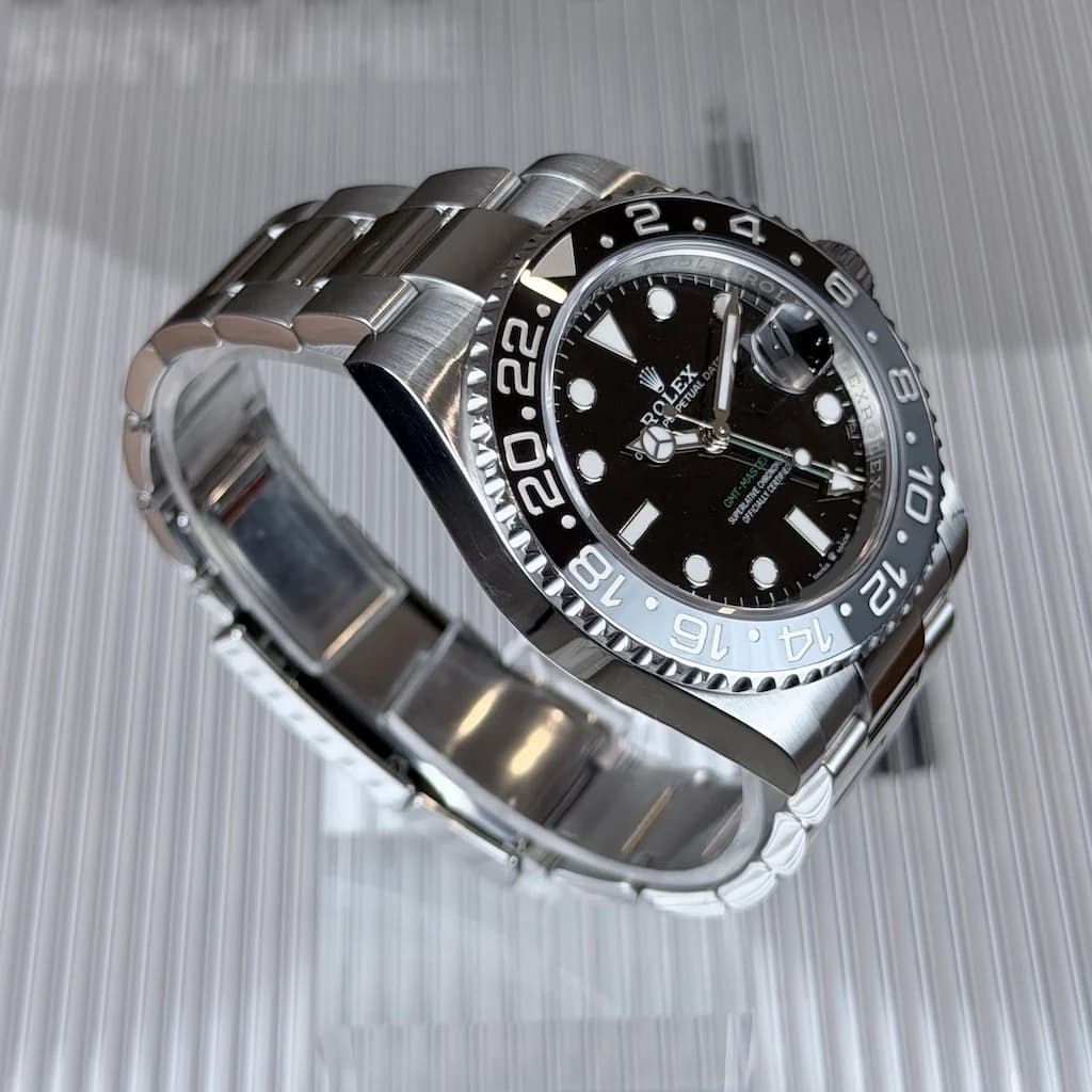 Rolex GMT-Master II – Ref. 126710GRNR, Wie neu – Bild 2/6