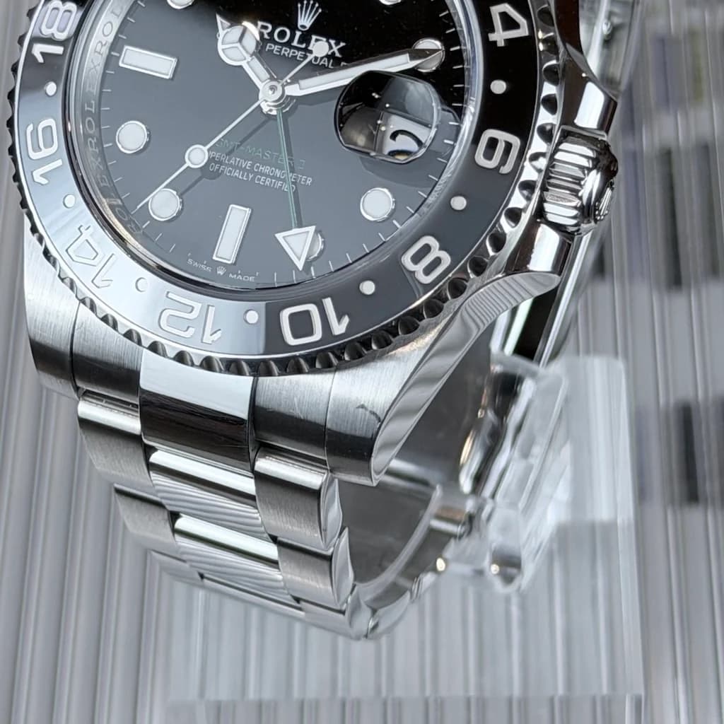 Rolex GMT-Master II – Ref. 126710GRNR, like new – Image 2/6