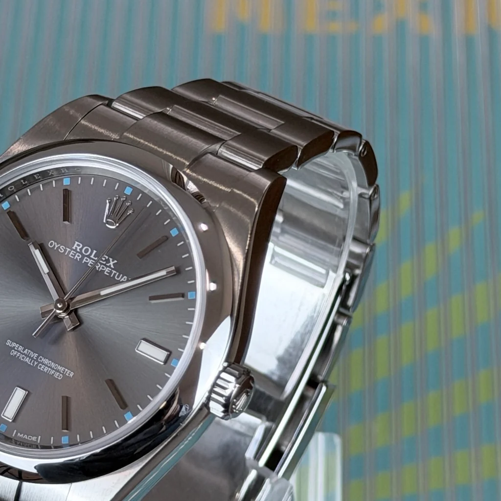 Rolex Oyster Perpetual – Ref. 114300, Sehr gut – 4/6