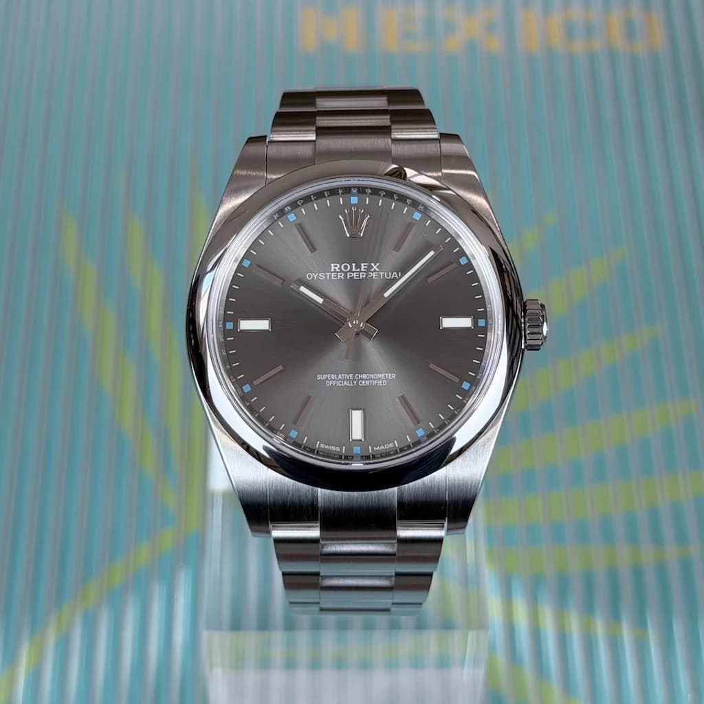 Rolex Oyster Perpetual – Ref. 114300, Sehr gut