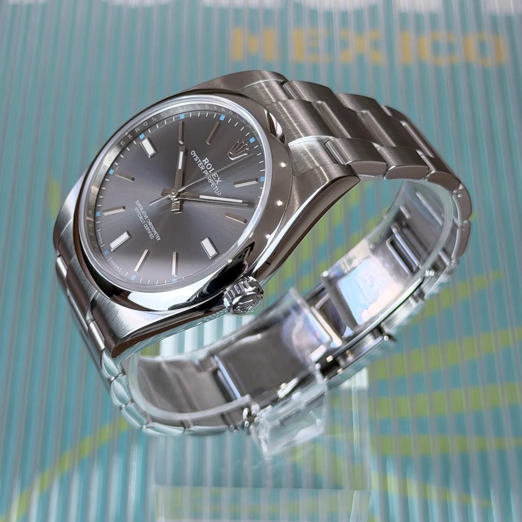 Rolex Oyster Perpetual – Ref. 114300, Sehr gut – 2/6