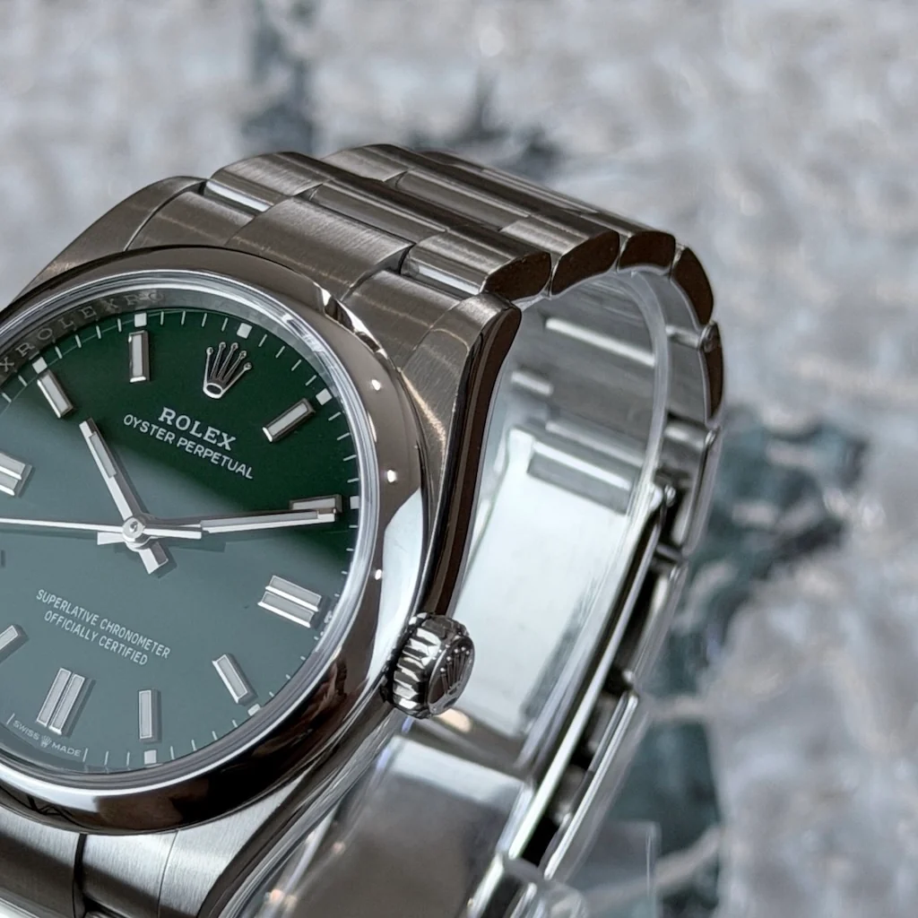 Rolex Oyster Perpetual – Ref. 126000, Sehr gut – 4/6