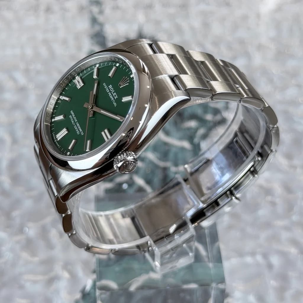Rolex Oyster Perpetual – Ref. 126000, Sehr gut – Bild 2/6