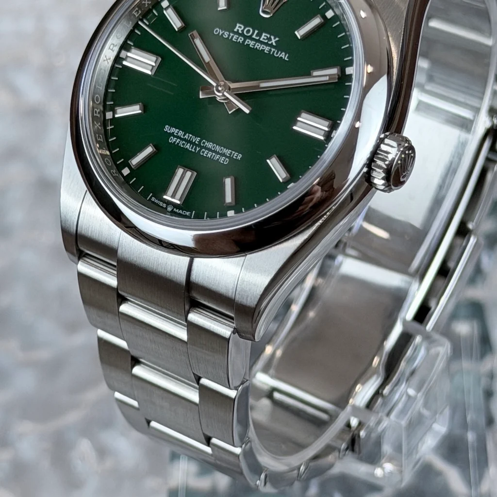 Rolex Oyster Perpetual – Ref. 126000, Sehr gut – 5/6