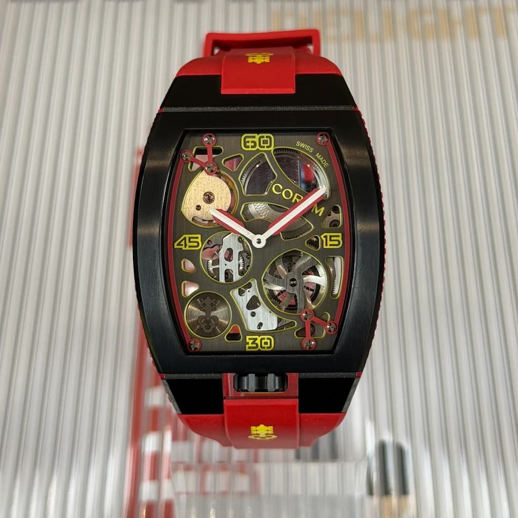 Corum Lab 1 Red – Ref. 410.100.95/F371.AR01, Wie neu