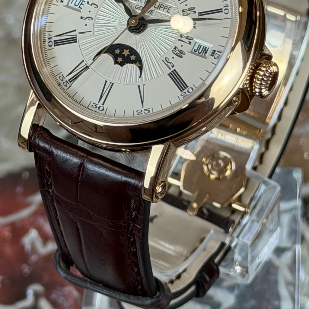 Patek Philippe Perpetual Calendar – Ref. 5159R-001, Sehr gut – 5/6