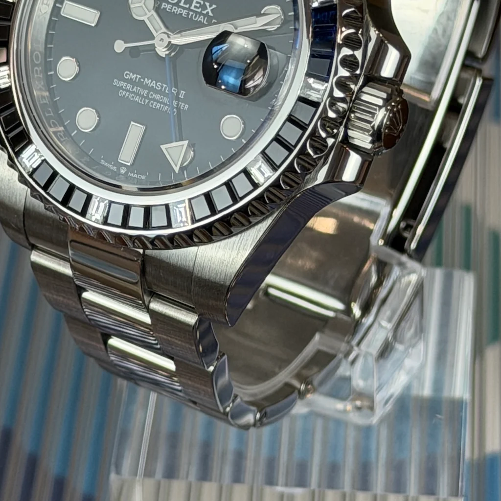 Rolex GMT-Master II – Ref. 126710BLNR, Sehr gut – 5/6